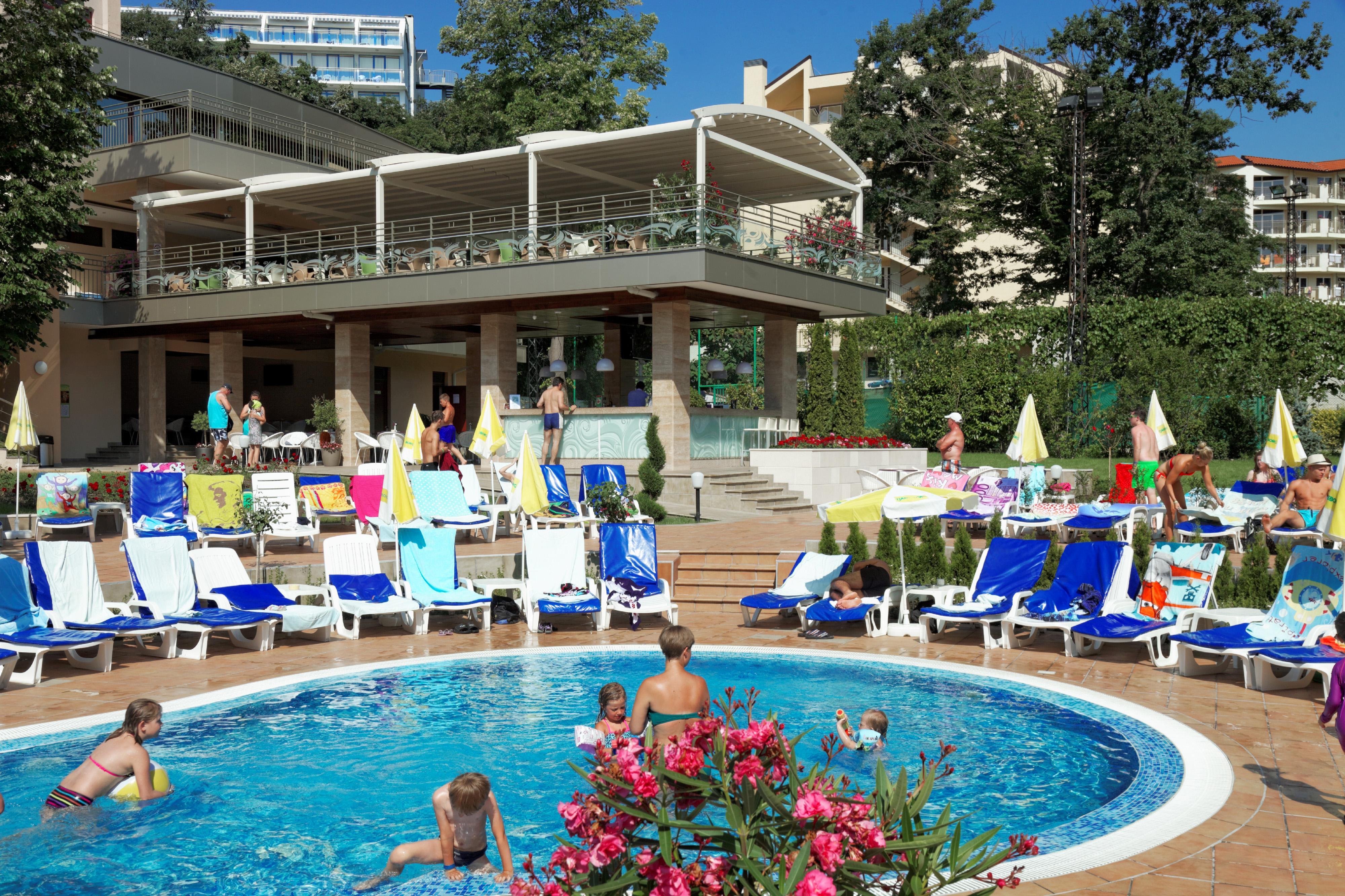 Kristal Hotel Golden Sands Exterior photo